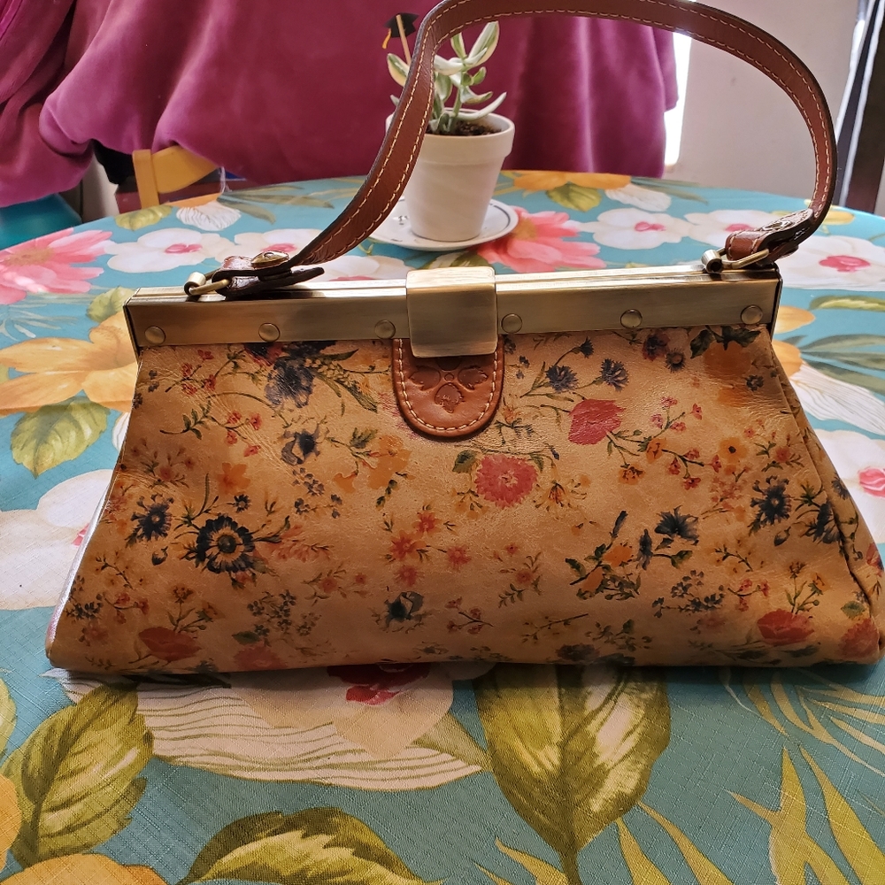 Patricia Nash handbag